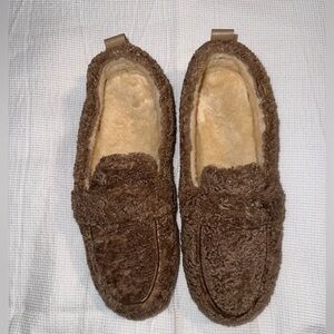 BNB Heaven Cozy Brown Winter Slip-Ons. Women’s size 10